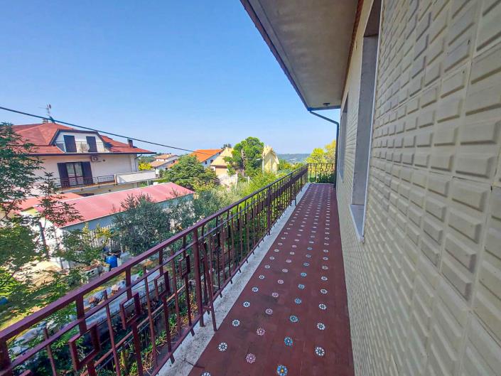 Image No.39-4 Bed Villa for sale