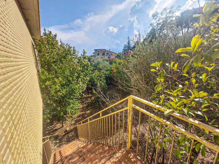 Image No.42-4 Bed Villa for sale