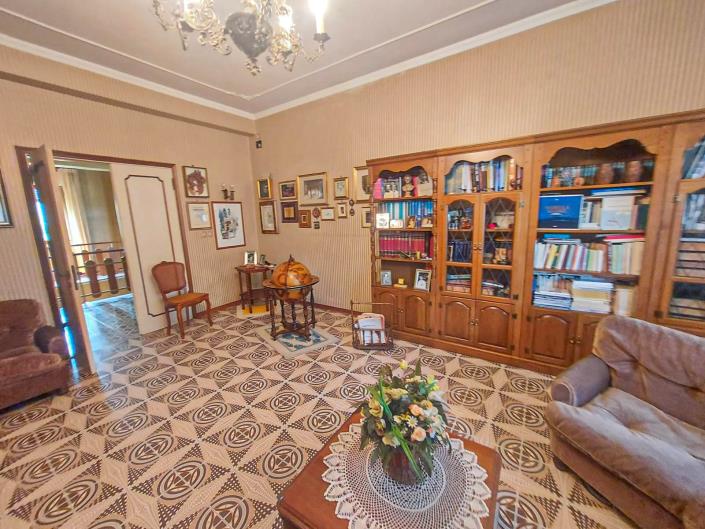 Image No.44-4 Bed Villa for sale