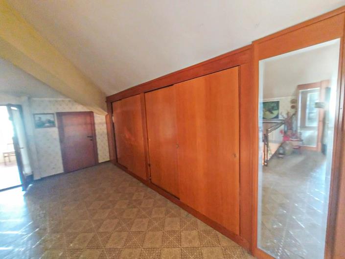 Image No.49-4 Bed Villa for sale