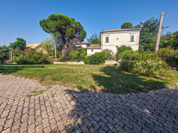 Image No.54-4 Bed Villa for sale