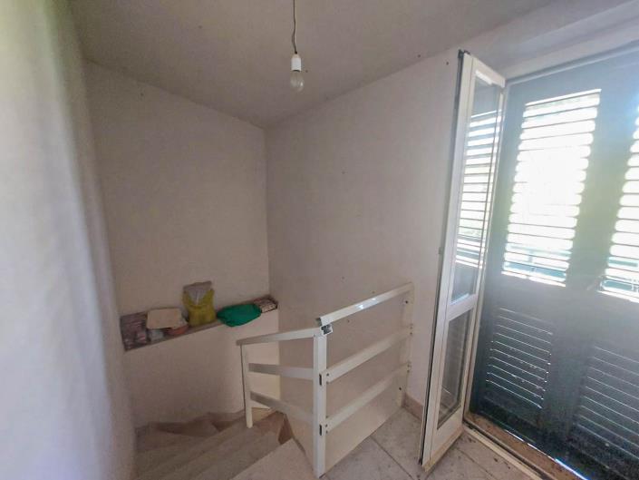 Image No.13-2 Bed Country Property for sale