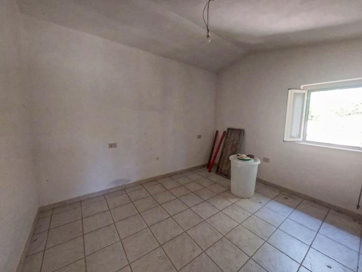 Image No.20-2 Bed Country Property for sale