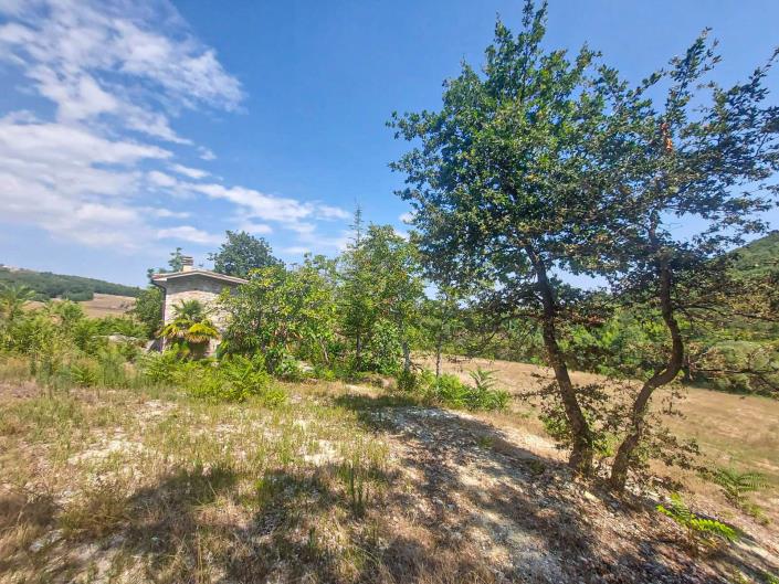 Image No.28-2 Bed Country Property for sale