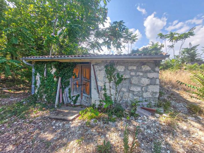 Image No.29-2 Bed Country Property for sale