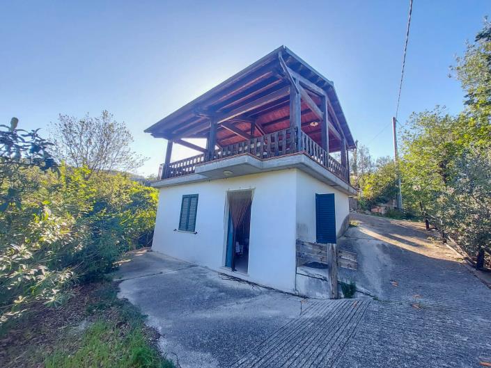 Image No.44-4 Bed Village House for sale