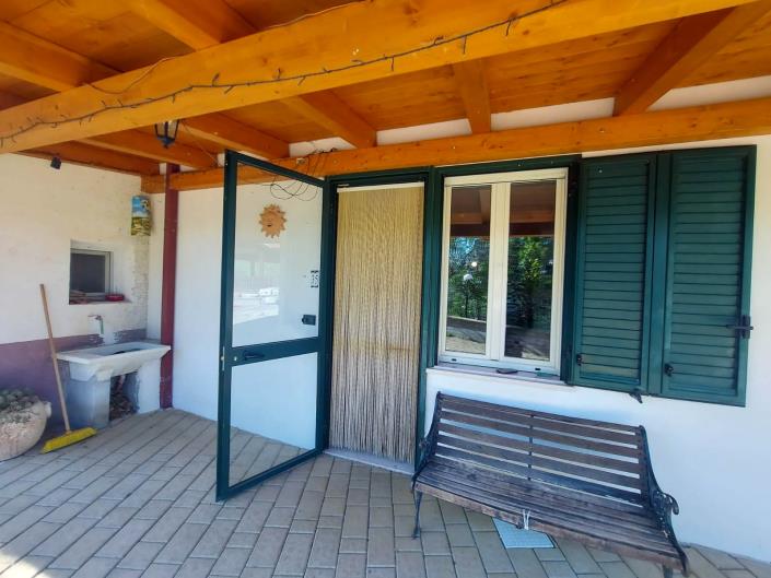 Image No.9-4 Bed Village House for sale