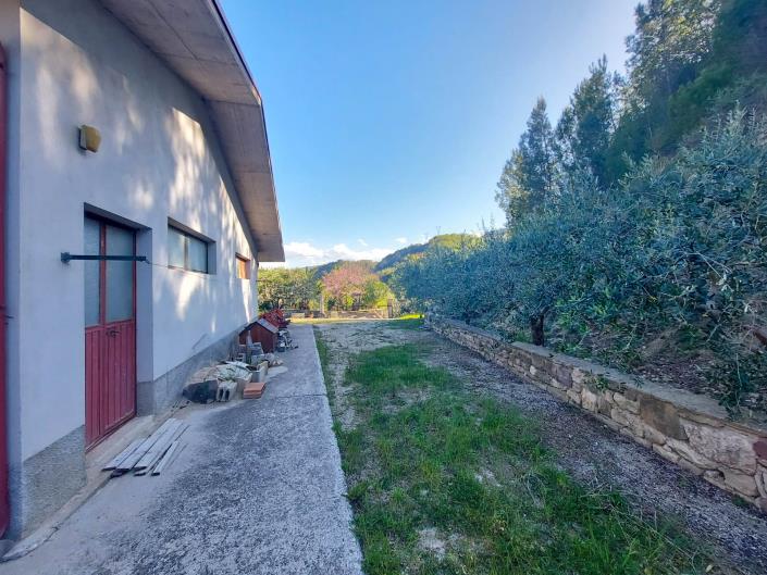 Image No.52-4 Bed Village House for sale