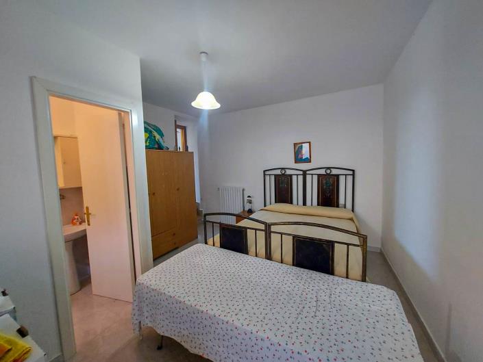 Image No.35-4 Bed Village House for sale