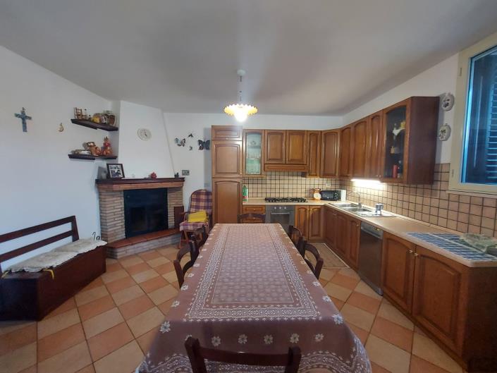 Image No.11-4 Bed Village House for sale