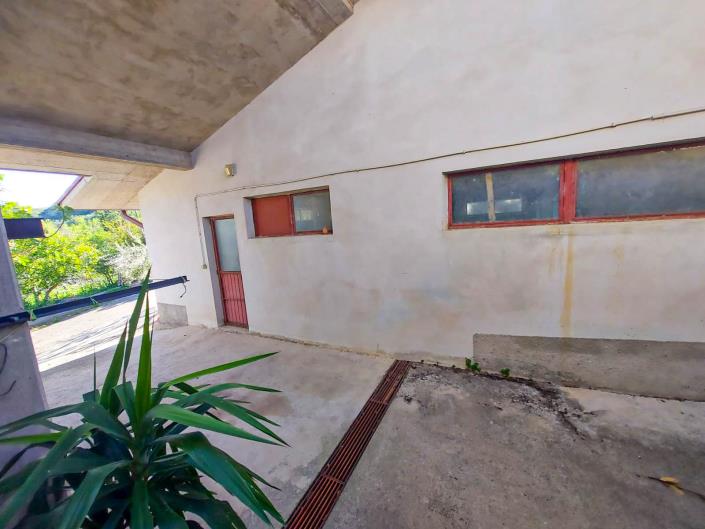 Image No.33-4 Bed Village House for sale