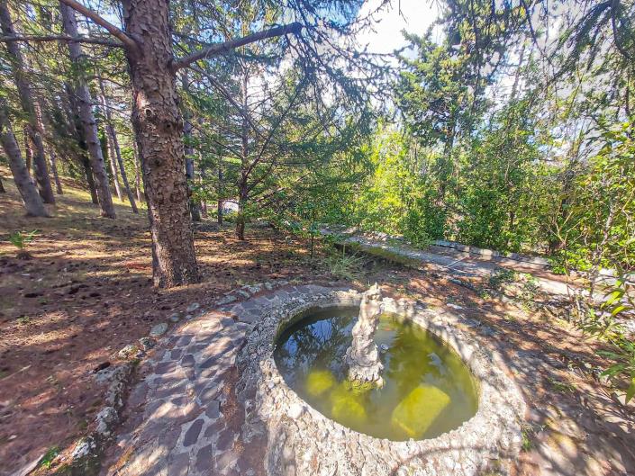 Image No.2-5 Bed Villa for sale