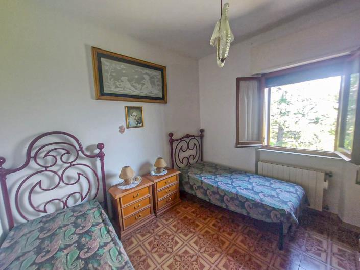 Image No.39-5 Bed Villa for sale