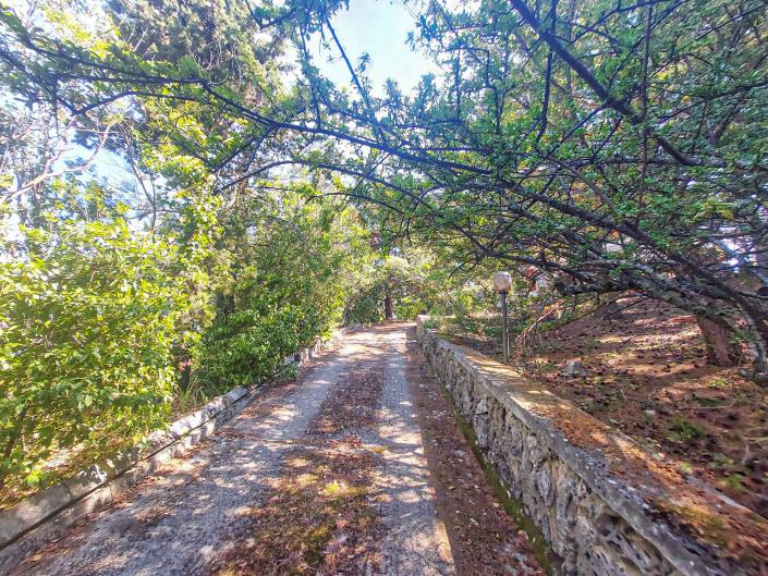 Image No.58-5 Bed Villa for sale