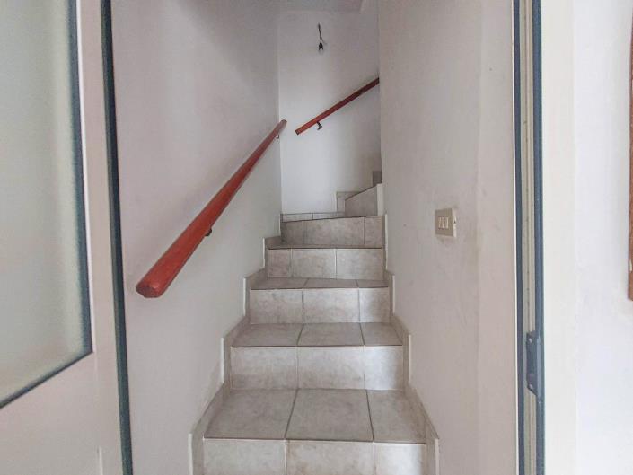 Image No.13-1 Bed Townhouse for sale