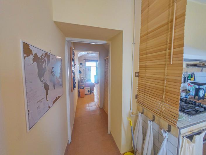 Image No.13-2 Bed Townhouse for sale