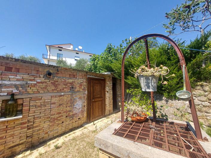 Image No.2-Villa / Détaché de 2 chambres à vendre à Lanciano