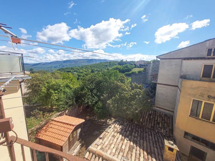 Image No.28-2 Bed Townhouse for sale