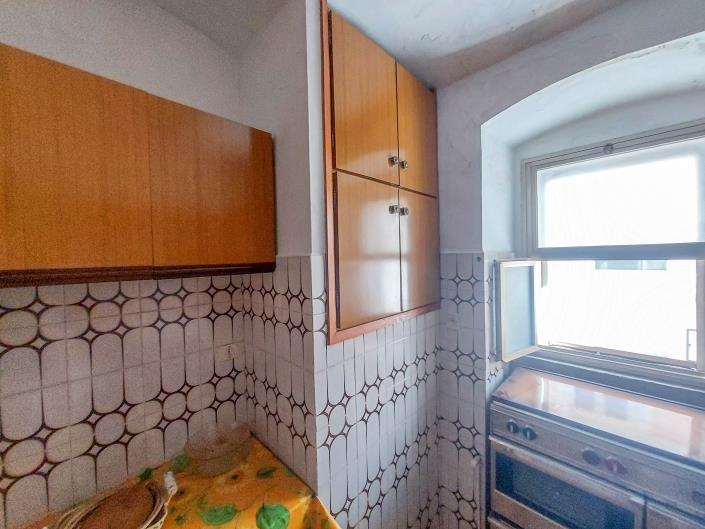 Image No.13-2 Bed Townhouse for sale