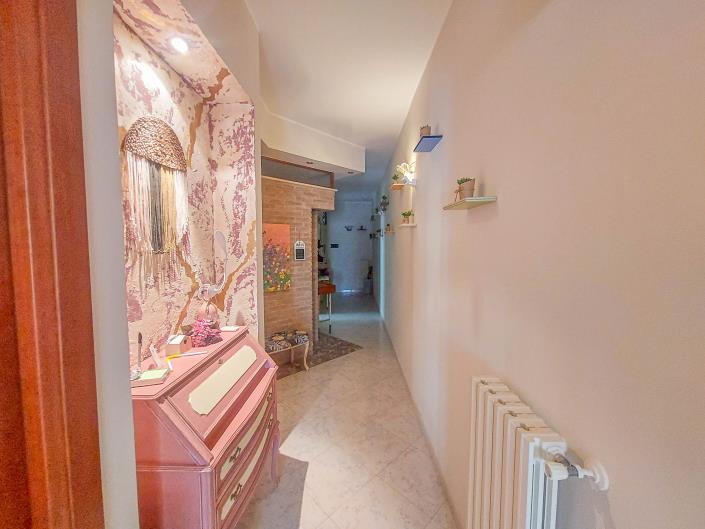 Image No.41-3 Bed Apartment for sale