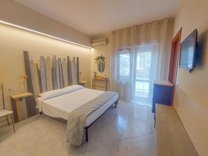 Image No.43-3 Bed Apartment for sale