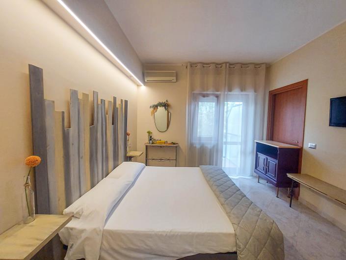 Image No.46-3 Bed Apartment for sale