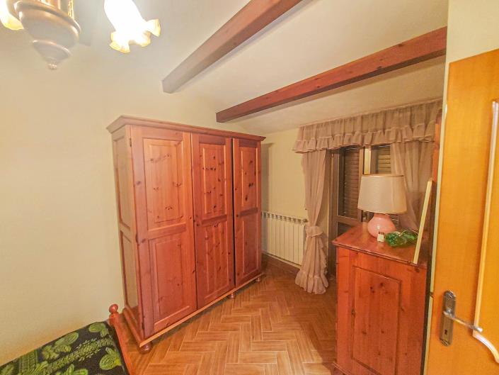 Image No.37-4 Bed Townhouse for sale