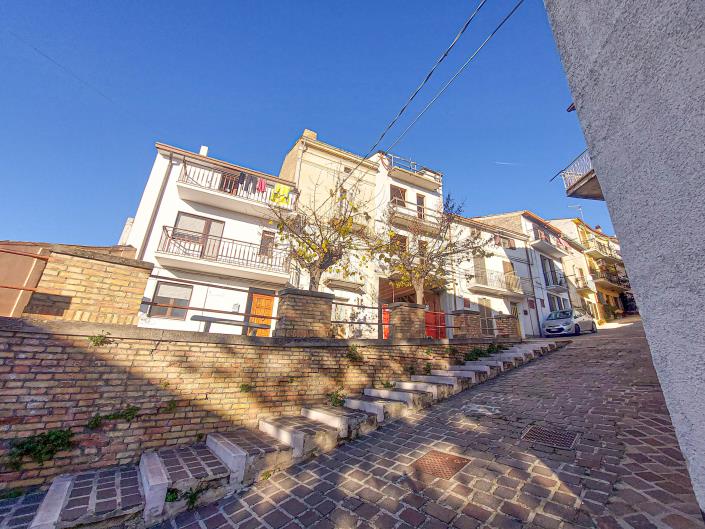 Image No.7-Townhouse for sale