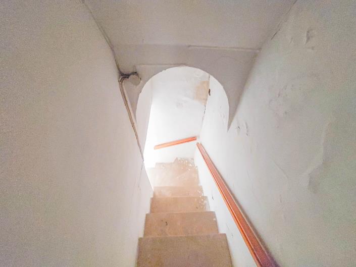 Image No.35-Townhouse for sale