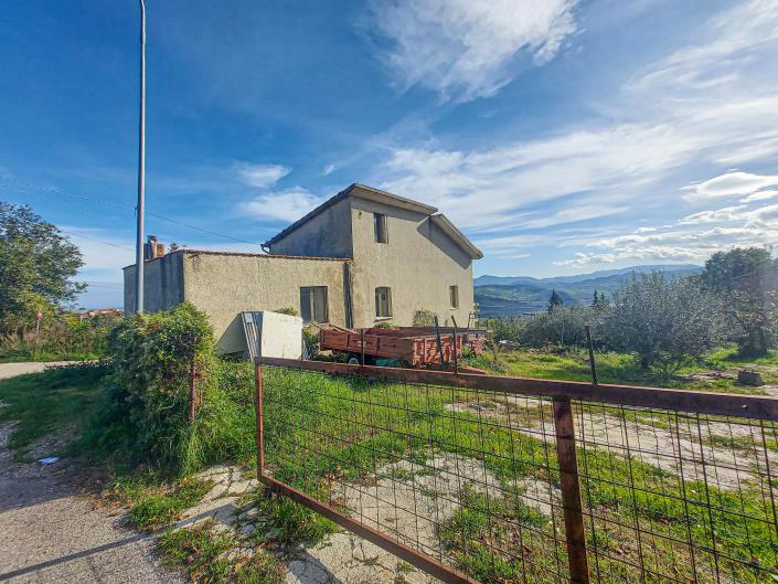 Image No.9-3 Bed Country House for sale