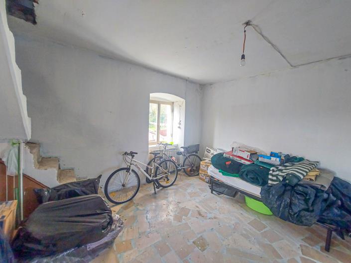 Image No.20-3 Bed Country House for sale