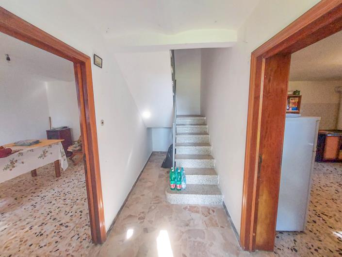 Image No.17-2 Bed Country Property for sale