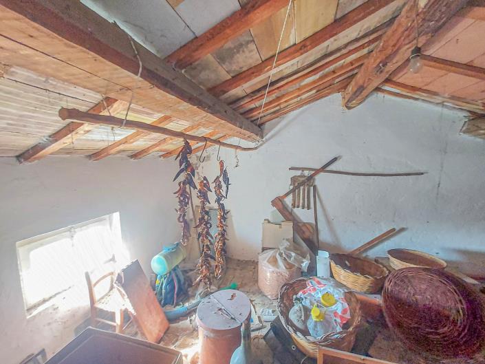 Image No.43-2 Bed Country Property for sale