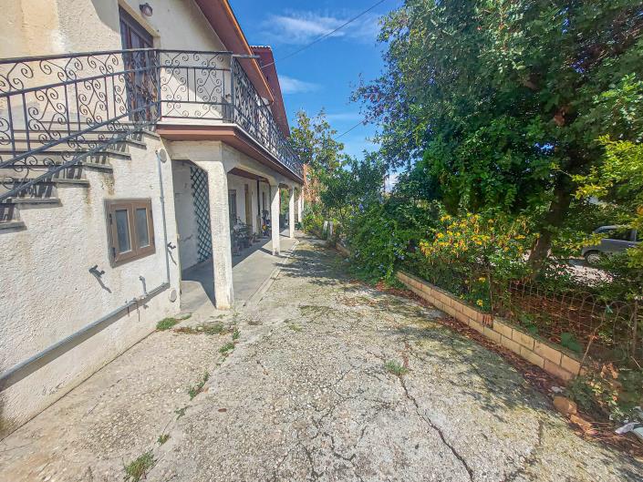 Image No.2-3 Bed House for sale