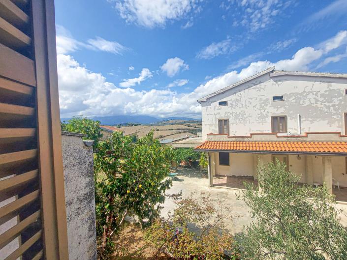 Image No.4-3 Bed House for sale