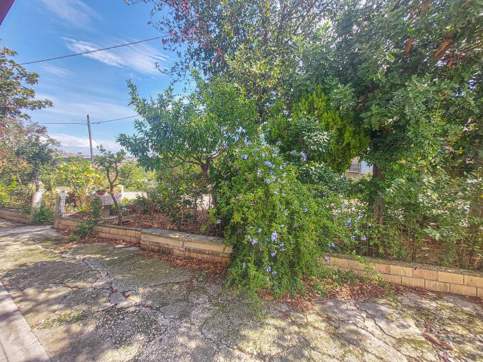 Image No.9-3 Bed House for sale