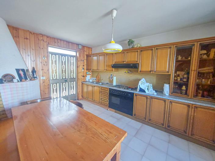 Image No.36-3 Bed House for sale