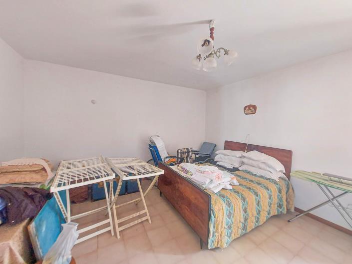 Image No.40-3 Bed House for sale