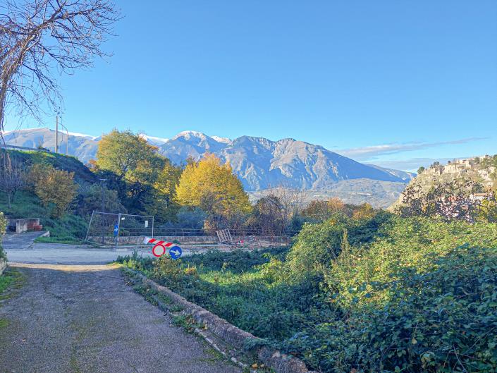 Image No.8-2 Bed Semi-Detached for sale