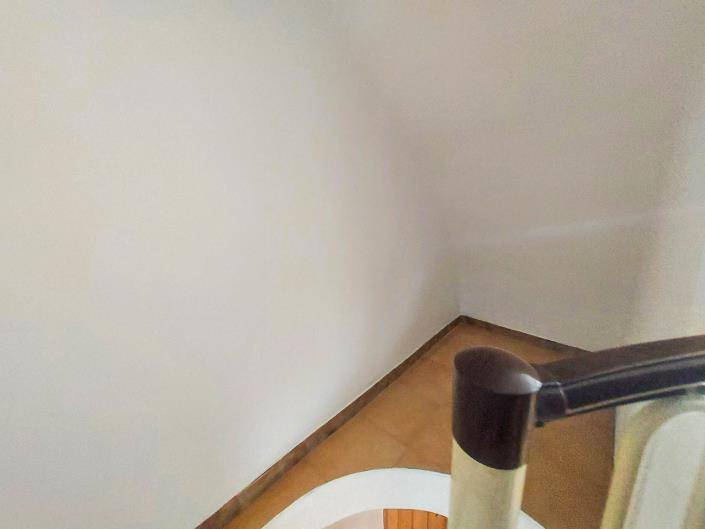 Image No.17-2 Bed Semi-Detached for sale