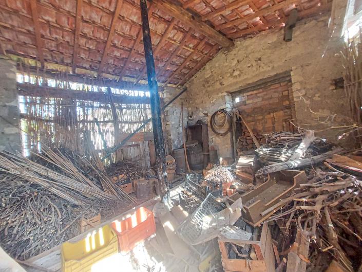 Image No.49-3 Bed Country Property for sale