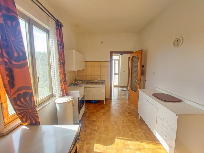 Image No.23-3 Bed Country Property for sale