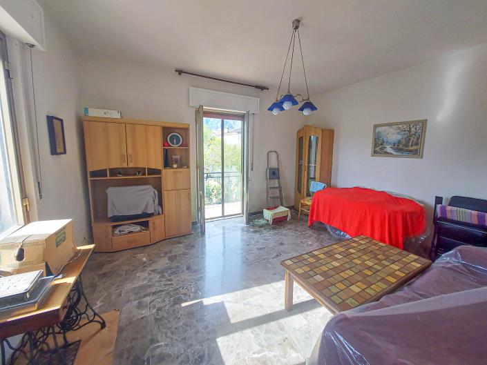 Image No.24-3 Bed Country Property for sale