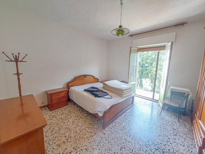 Image No.26-3 Bed Country Property for sale