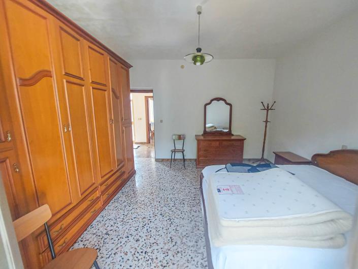 Image No.30-3 Bed Country Property for sale