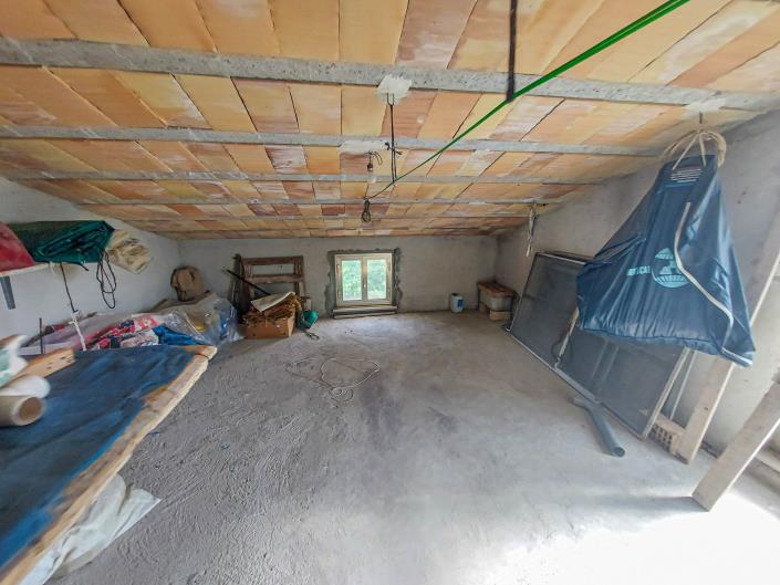 Image No.36-3 Bed Country Property for sale