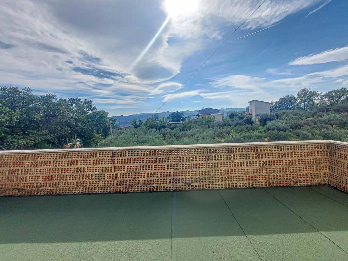 Image No.38-3 Bed Country Property for sale