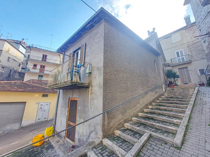 Image No.5-Maison de ville de 1 chambre à vendre à Fara San Martino