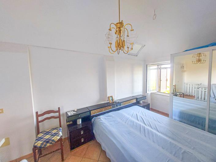 Image No.6-2 Bed Country Property for sale