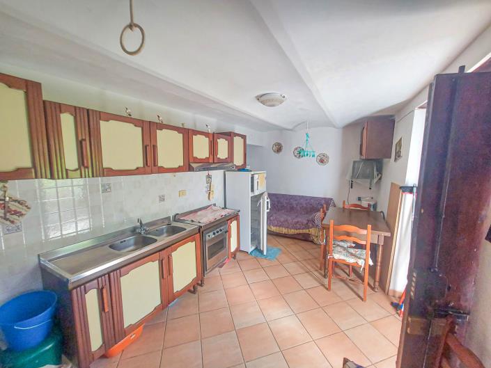 Image No.26-2 Bed Country Property for sale